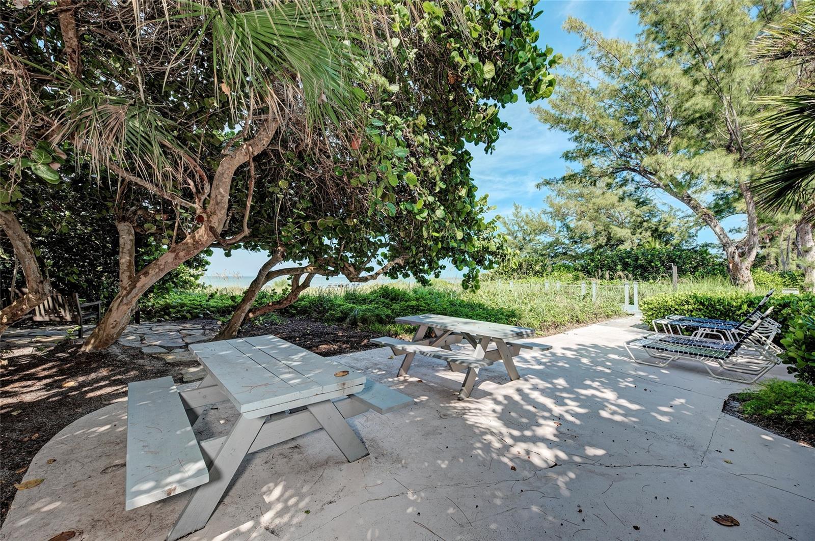 Image 44 of 52 For 5125 Gulf Of Mexico Drive 7