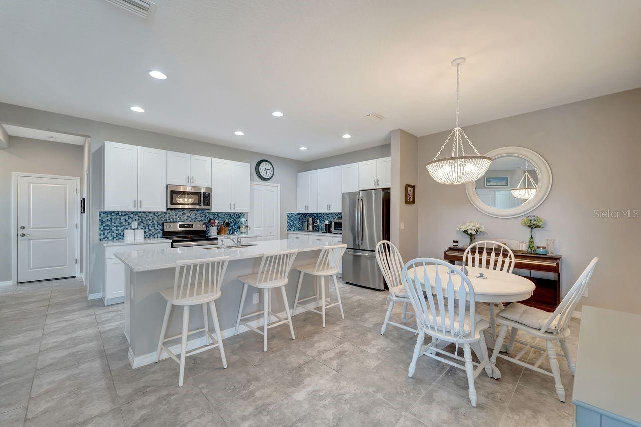 Image 5 of 27 For 8501 Whispering Street