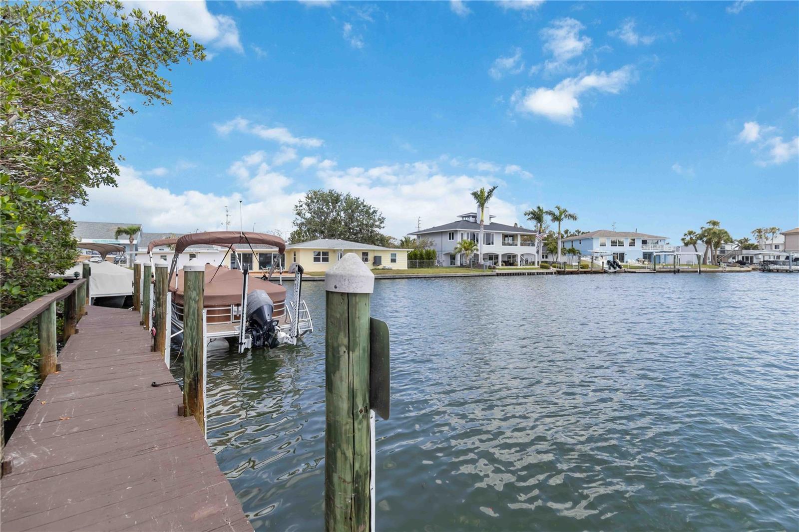 Image 2 of 43 For 101 Louella Lane 11