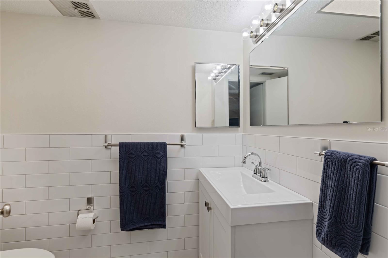 Image 27 of 43 For 101 Louella Lane 11