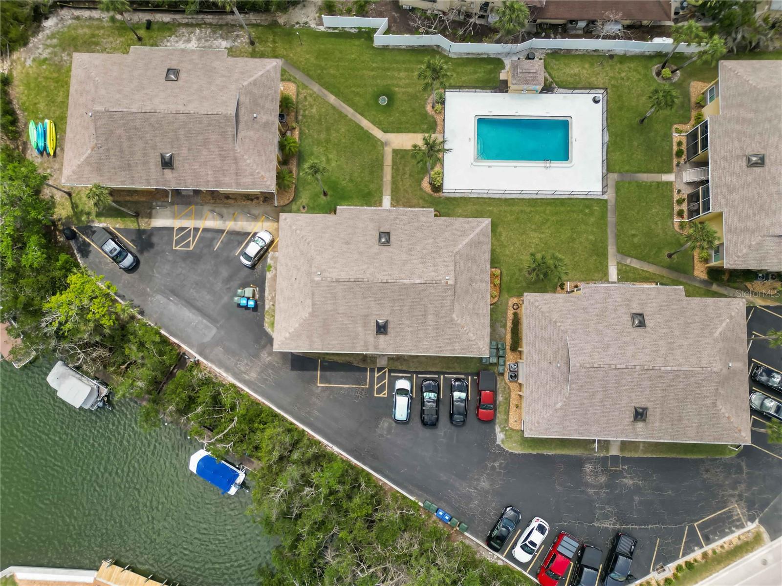 Image 34 of 43 For 101 Louella Lane 11