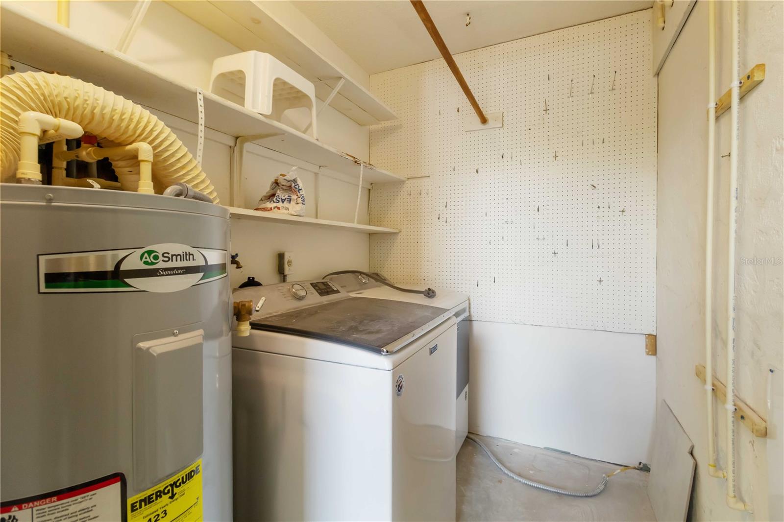 Image 41 of 43 For 101 Louella Lane 11