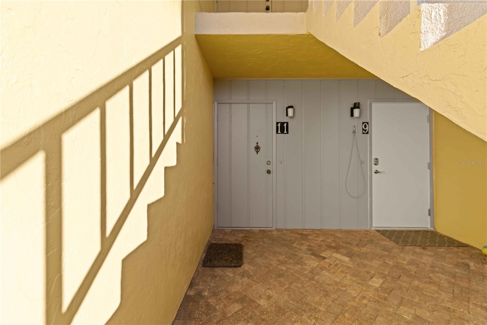 Image 5 of 43 For 101 Louella Lane 11