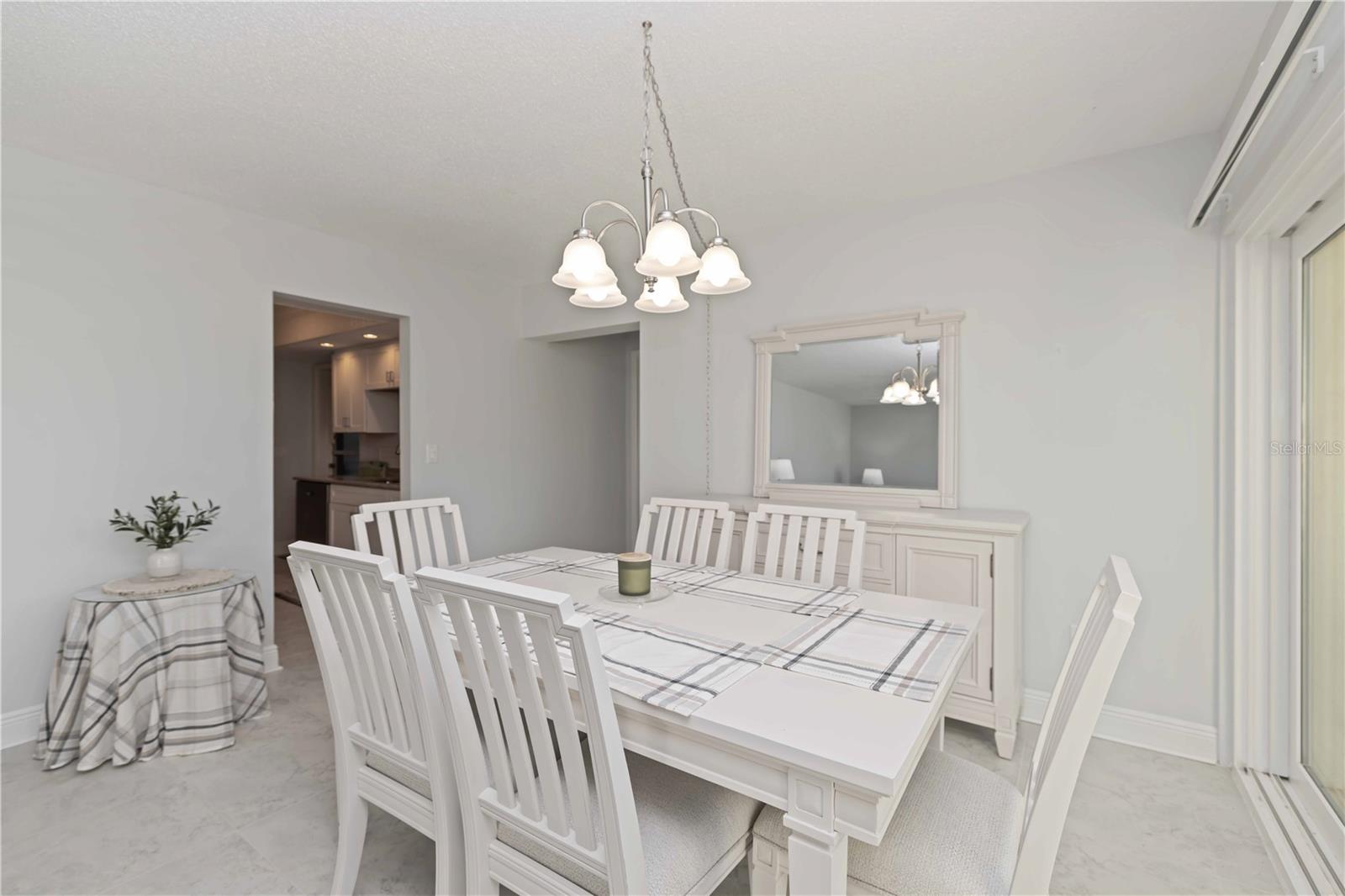 Image 9 of 43 For 101 Louella Lane 11