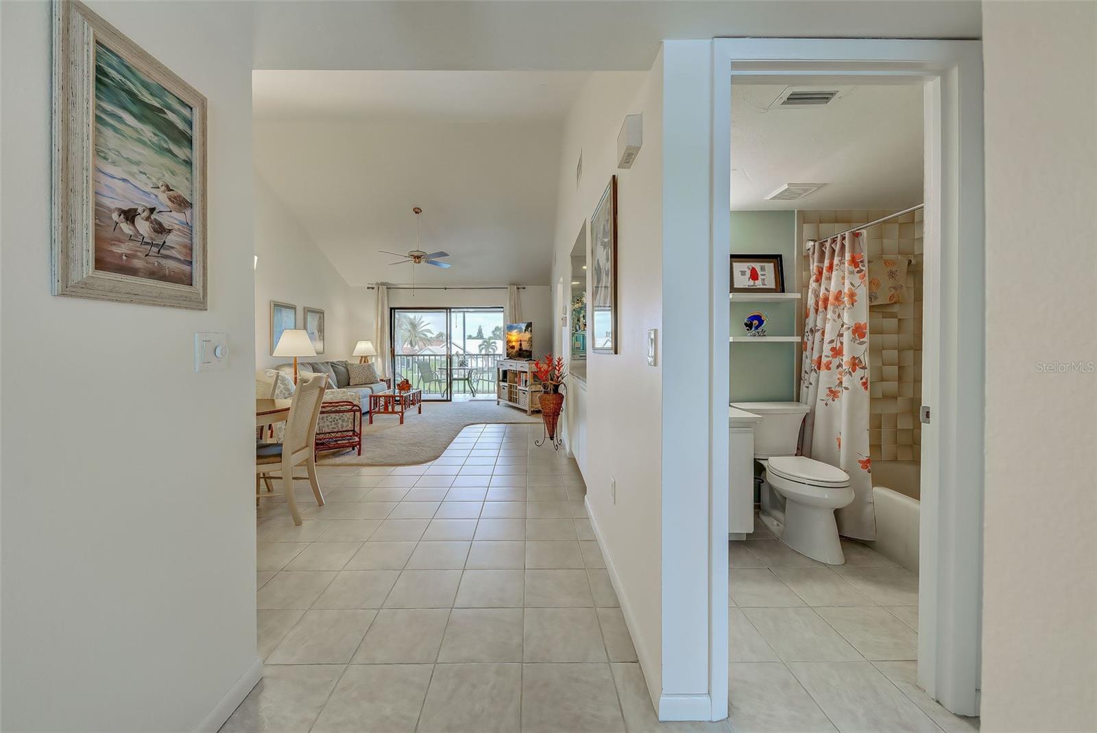 Image 4 of 44 For 1100 Capri Isles Boulevard 324