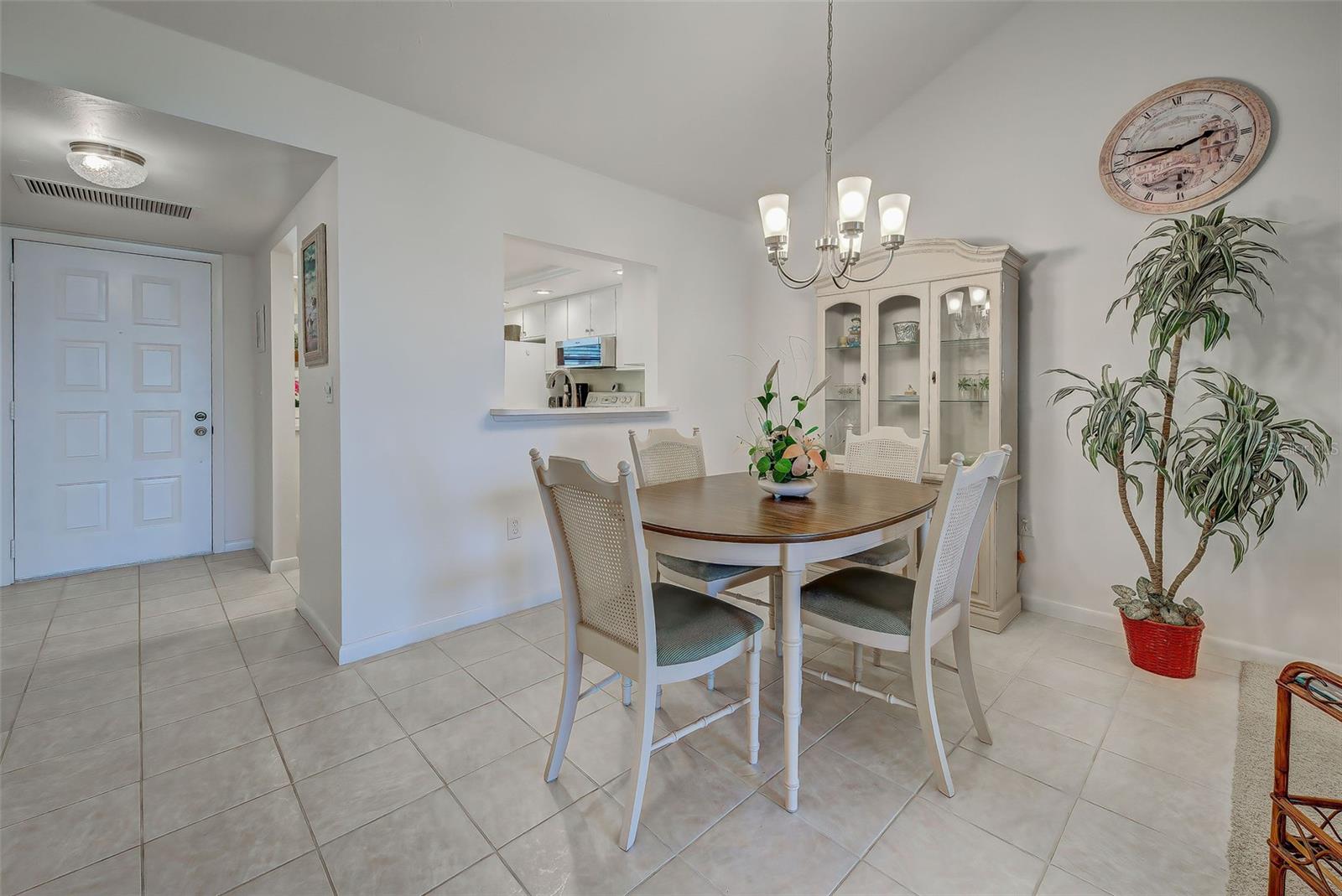 Image 7 of 44 For 1100 Capri Isles Boulevard 324