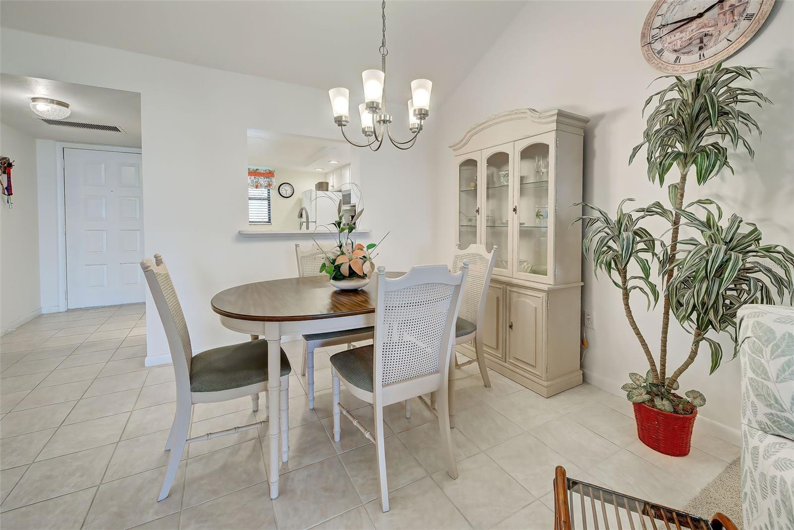 Image 8 of 44 For 1100 Capri Isles Boulevard 324