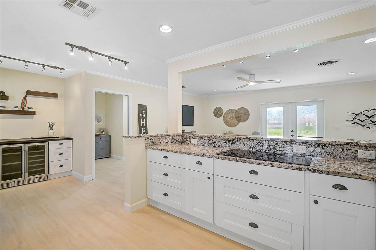 Image 11 of 68 For 1099 Nokomis Avenue S