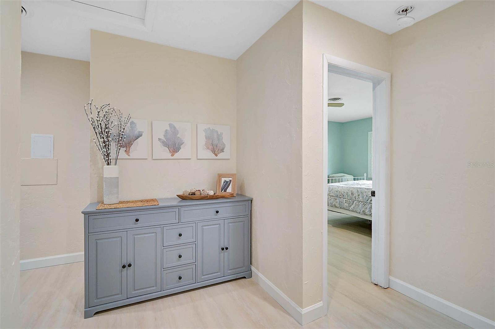 Image 17 of 68 For 1099 Nokomis Avenue S