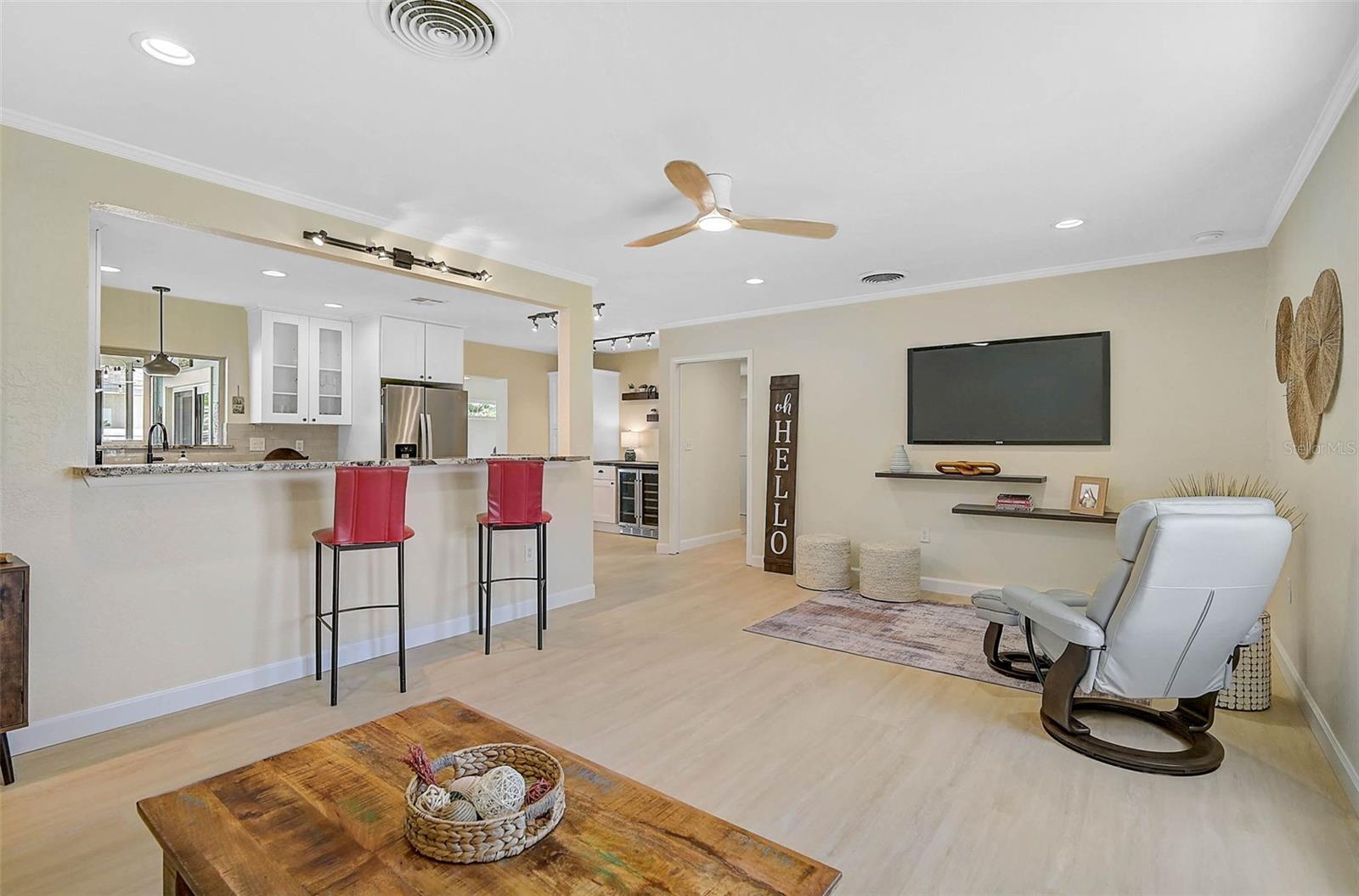 Image 8 of 68 For 1099 Nokomis Avenue S