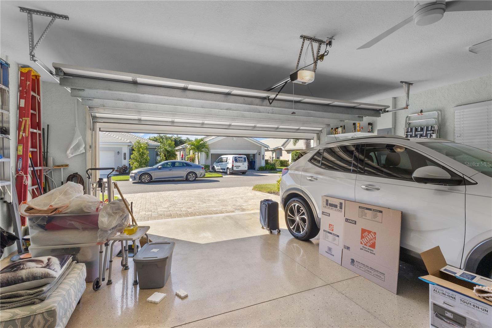 Image 33 of 63 For 11018 Barnsley Drive