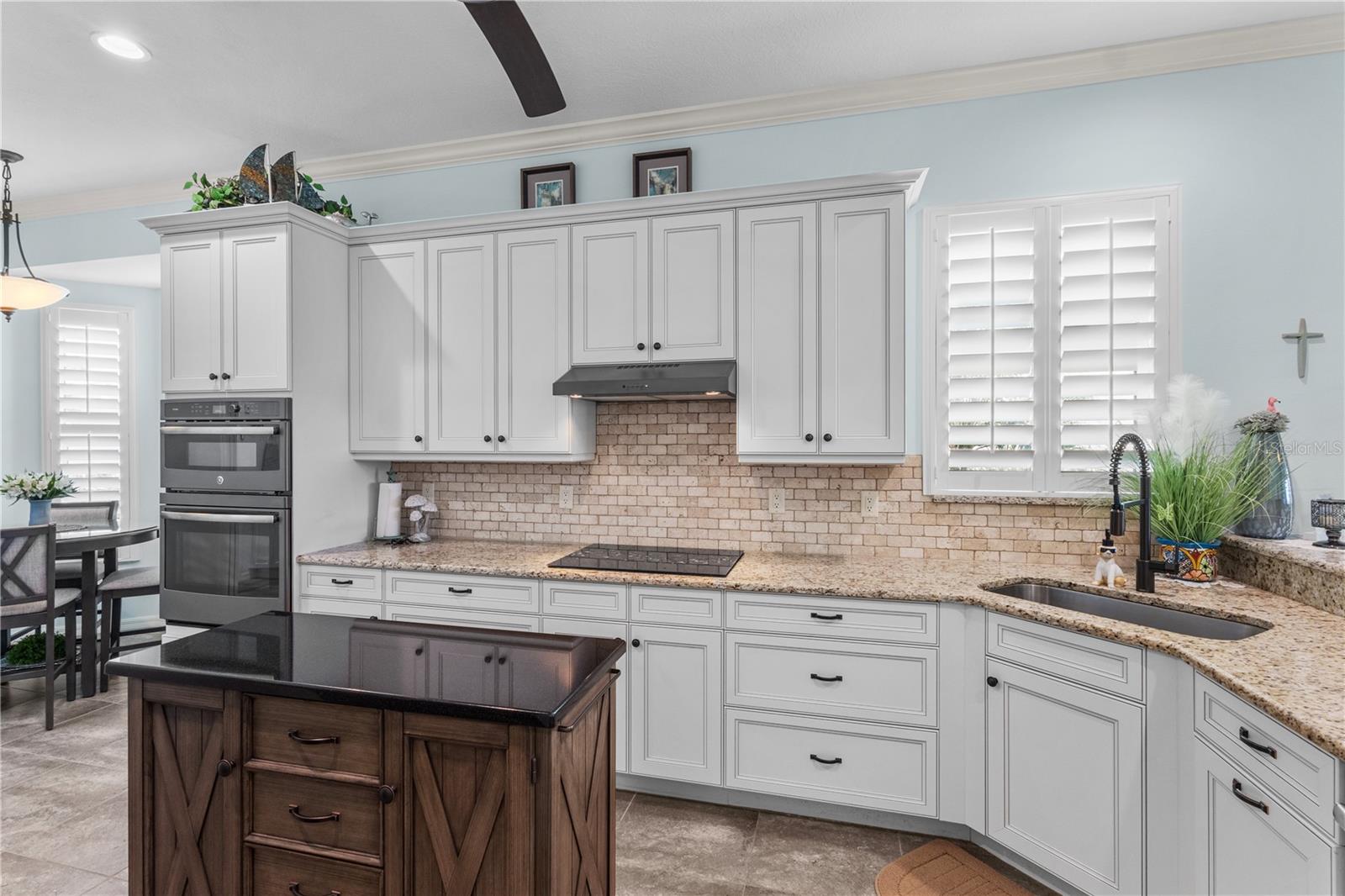 Image 7 of 63 For 11018 Barnsley Drive