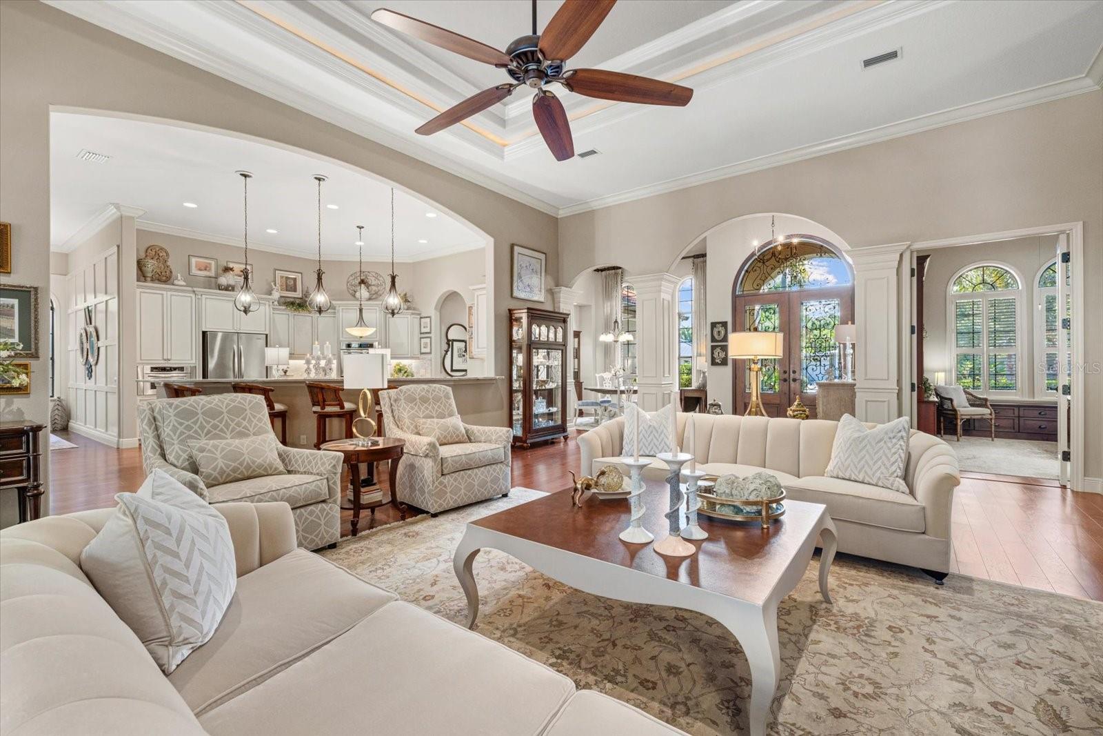 Image 12 of 77 For 612 Armada Road S