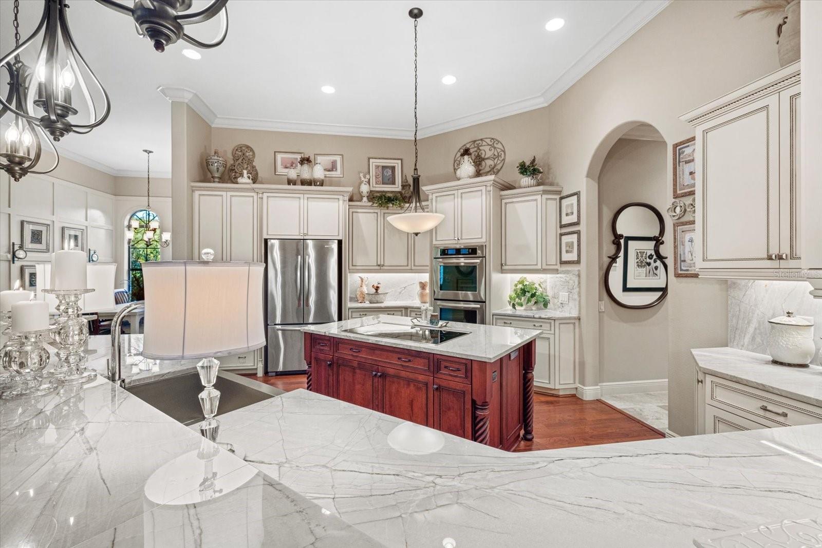 Image 20 of 77 For 612 Armada Road S