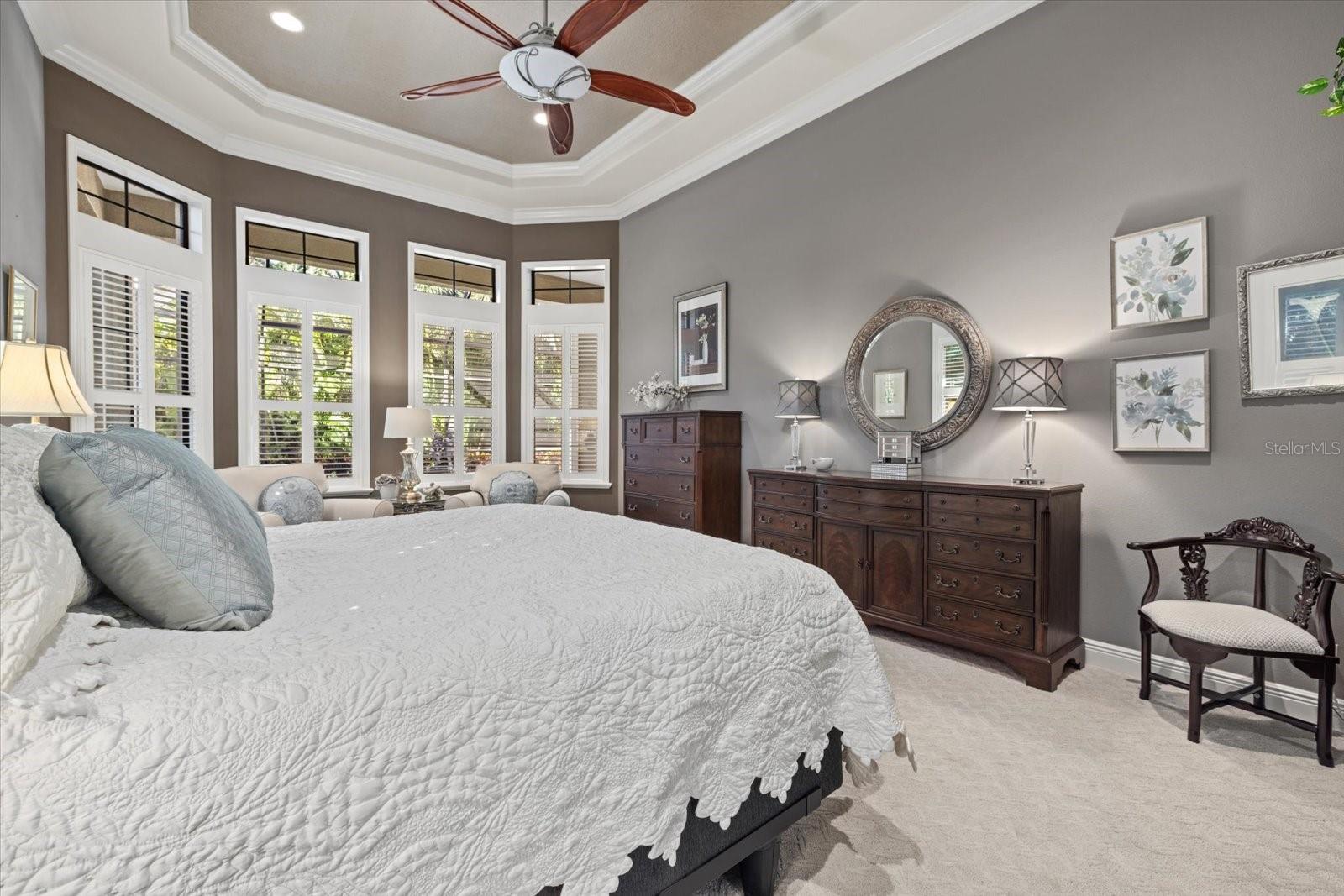 Image 28 of 77 For 612 Armada Road S