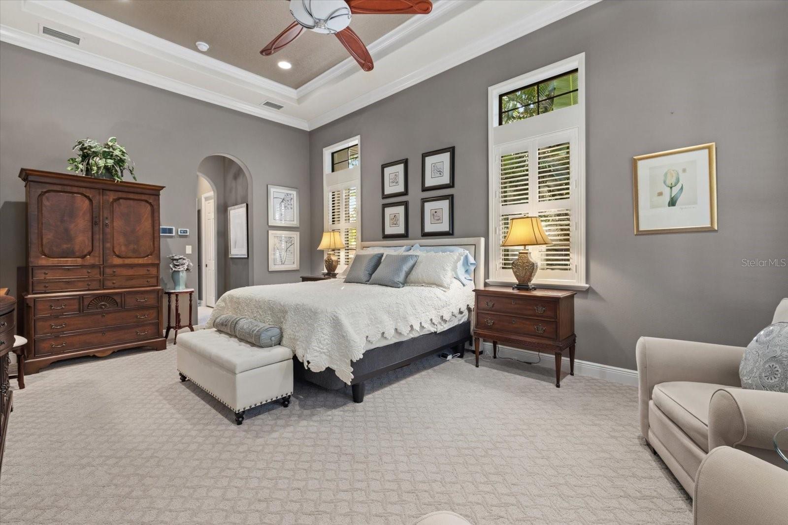 Image 30 of 77 For 612 Armada Road S