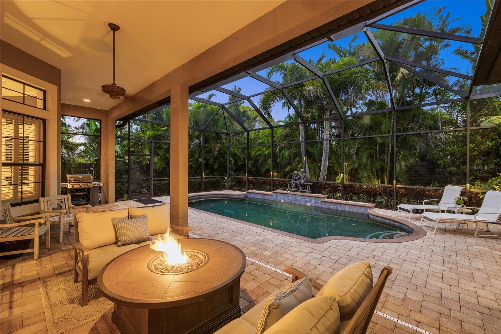 Image 46 of 77 For 612 Armada Road S