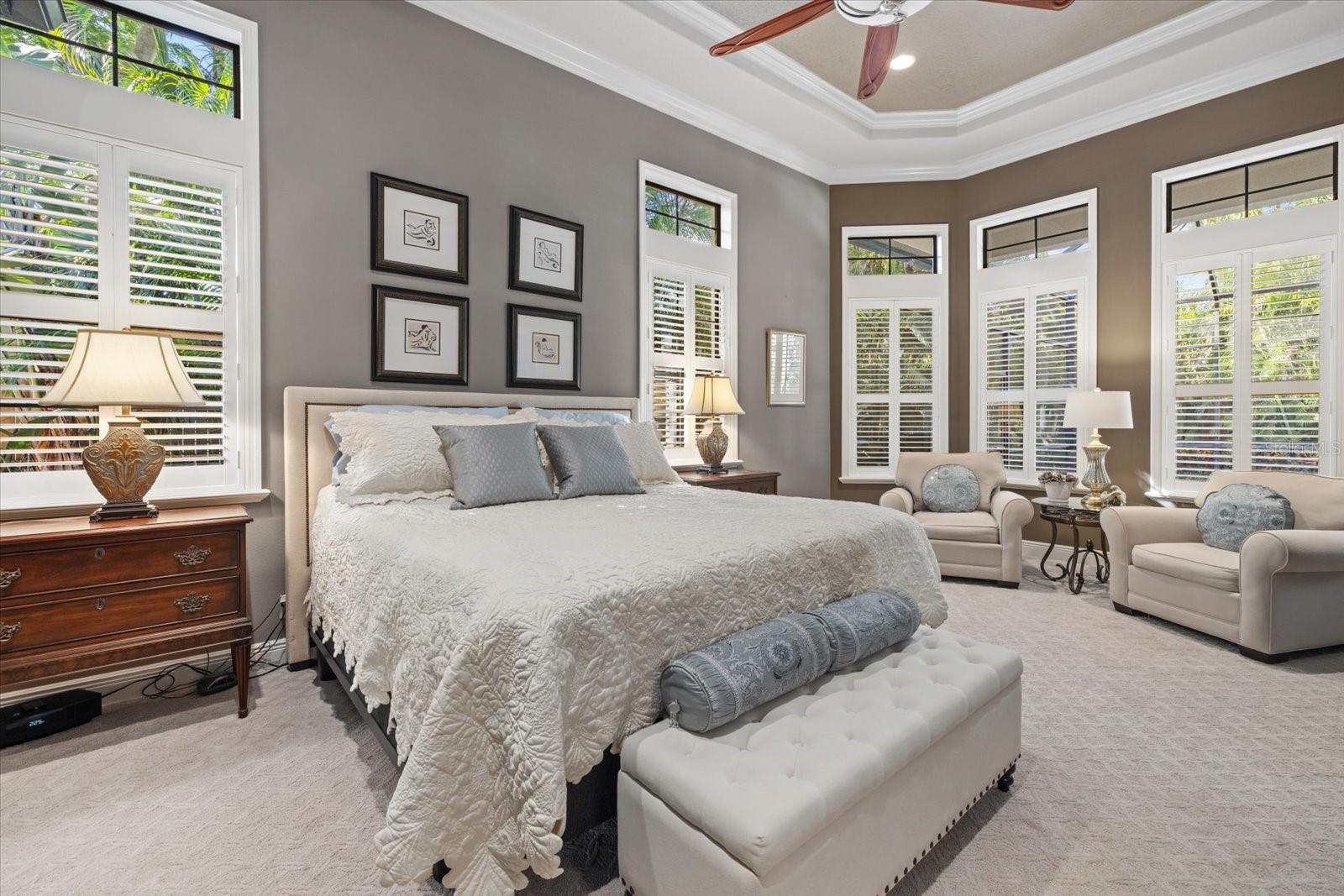 Image 5 of 77 For 612 Armada Road S