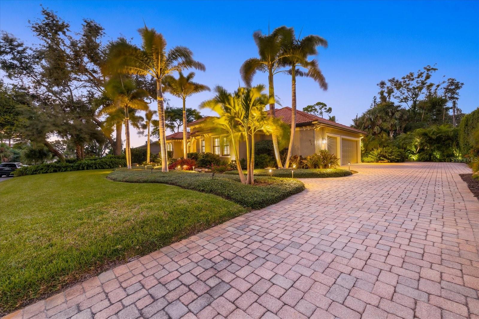 Image 64 of 77 For 612 Armada Road S