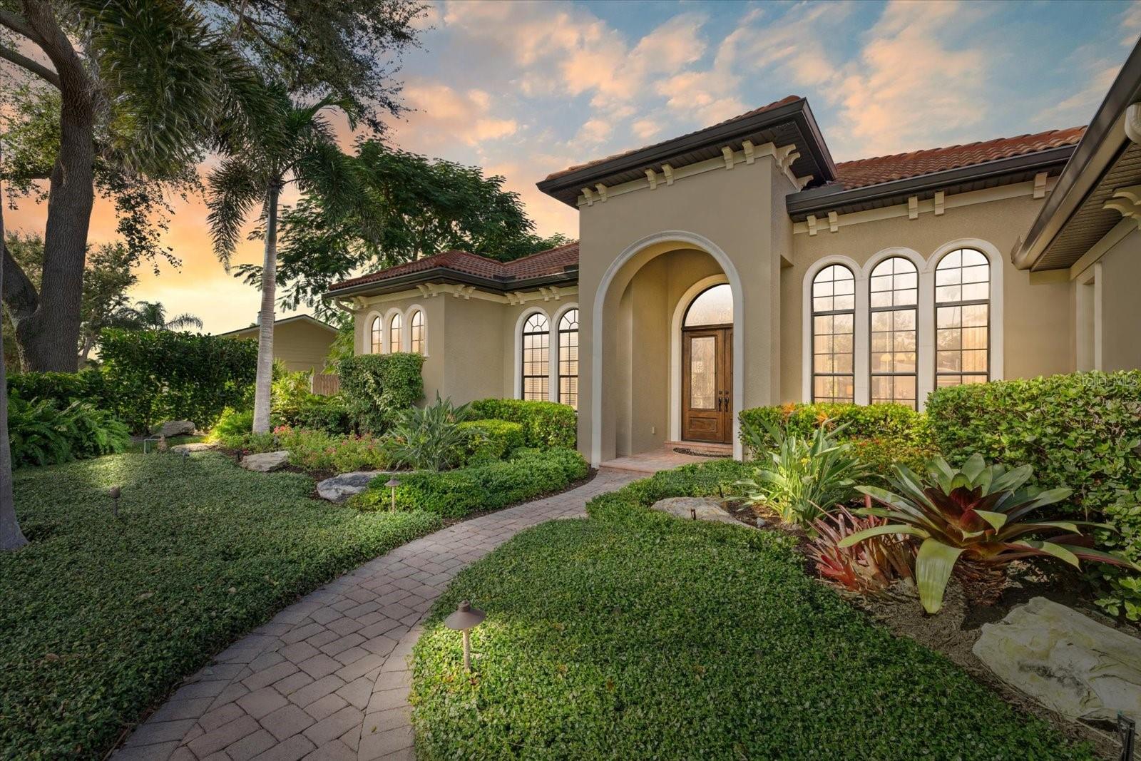 Image 66 of 77 For 612 Armada Road S