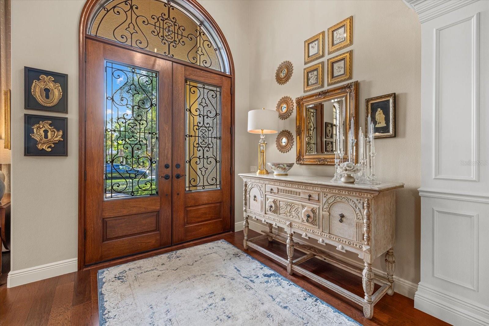 Image 8 of 77 For 612 Armada Road S