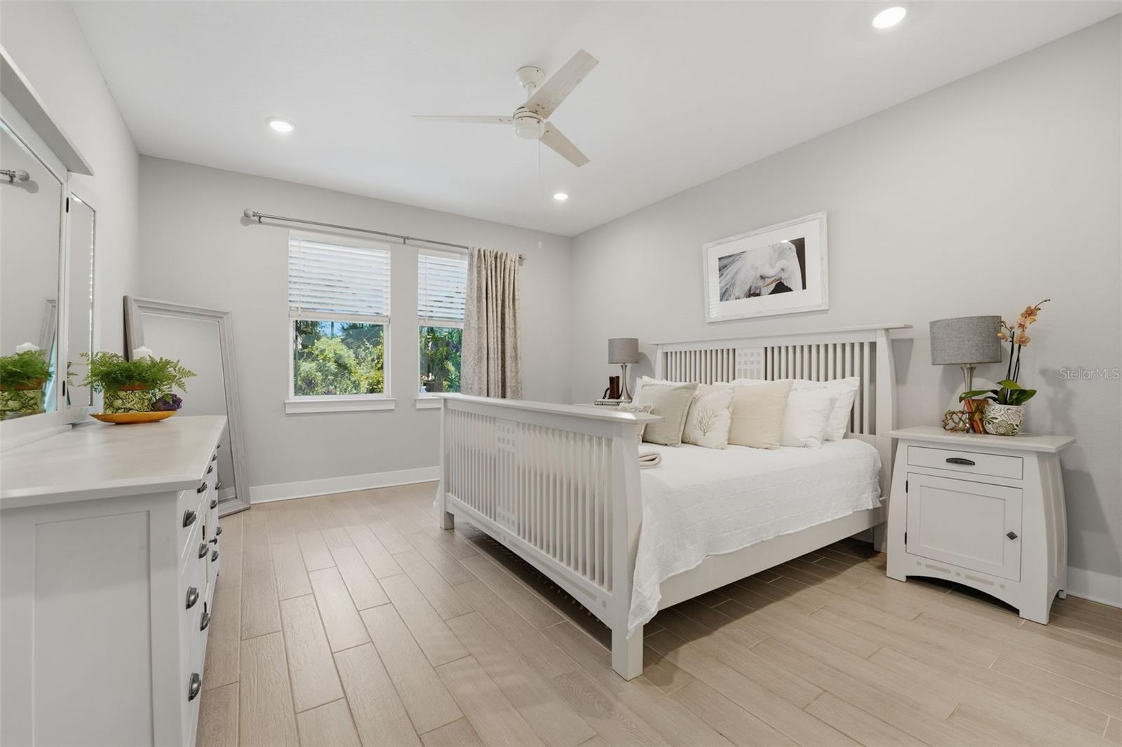 Image 22 of 38 For 341 Daylily Boulevard