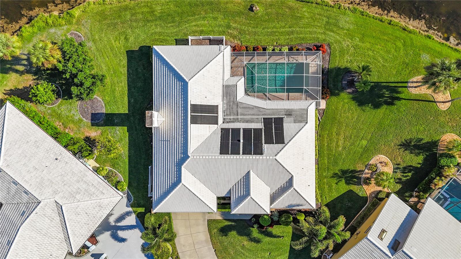 Image 45 of 64 For 557 Warwick Court