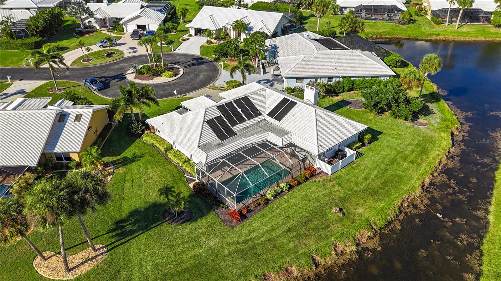 Image 46 of 64 For 557 Warwick Court