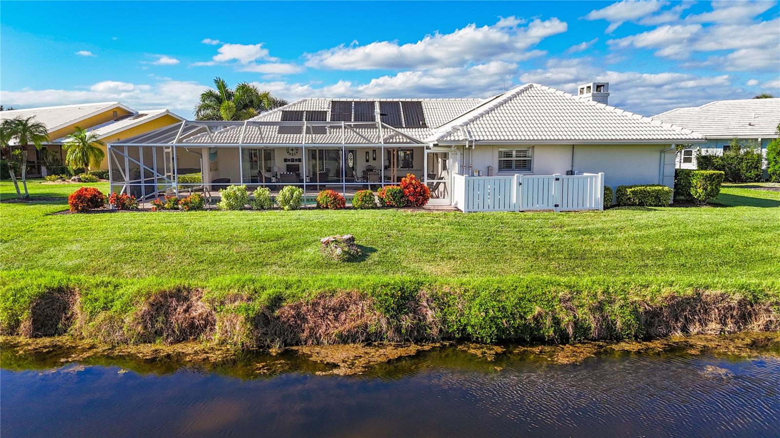 Image 50 of 64 For 557 Warwick Court