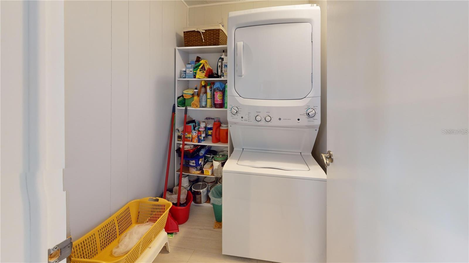 Image 5 of 25 For 218 Palm Air Drive