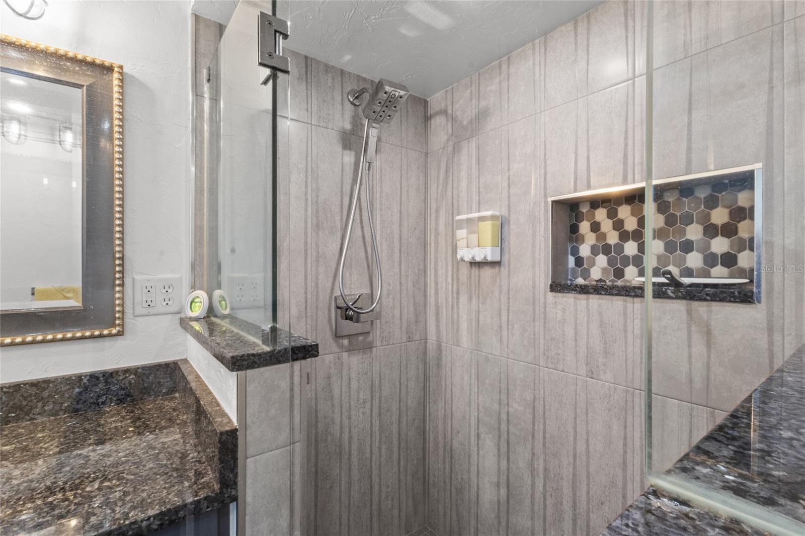 Image 16 of 46 For 11 1st Street E