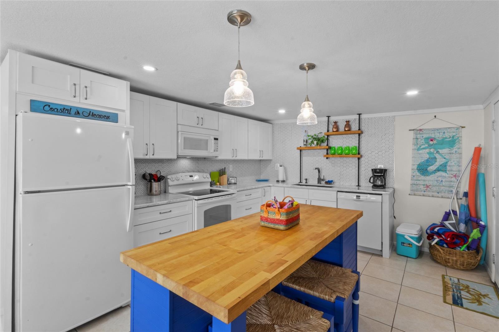 Image 30 of 46 For 11 1st Street E