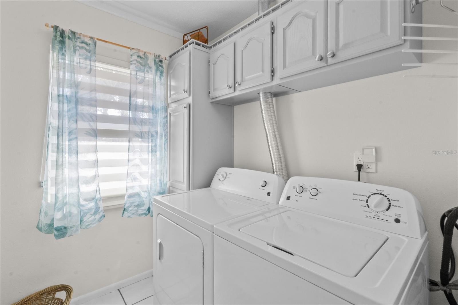 Image 35 of 46 For 11 1st Street E