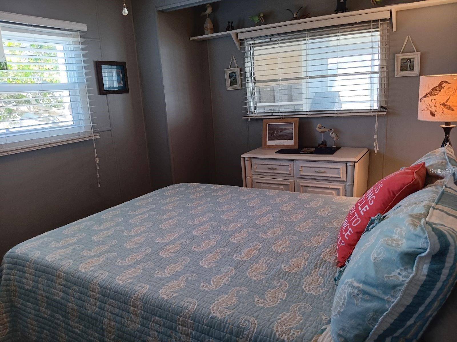 Image 18 of 46 For 858 Green Circle