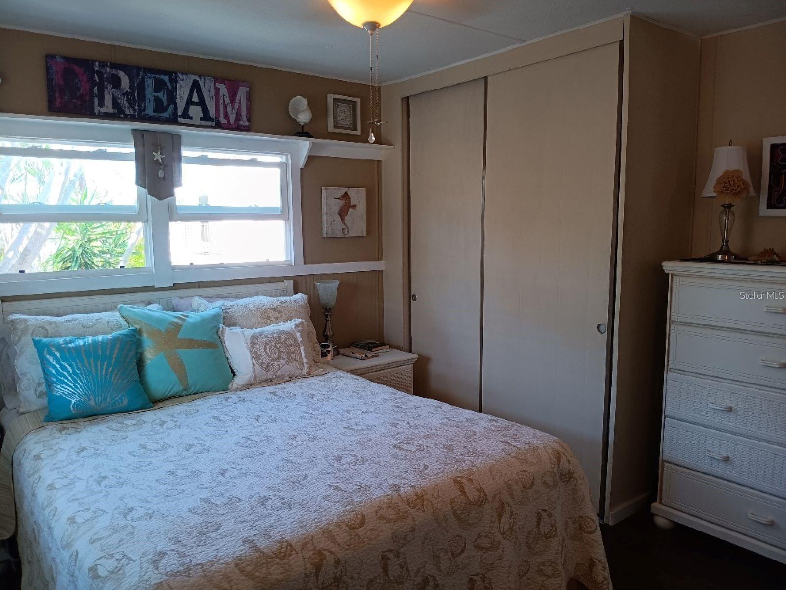 Image 20 of 46 For 858 Green Circle