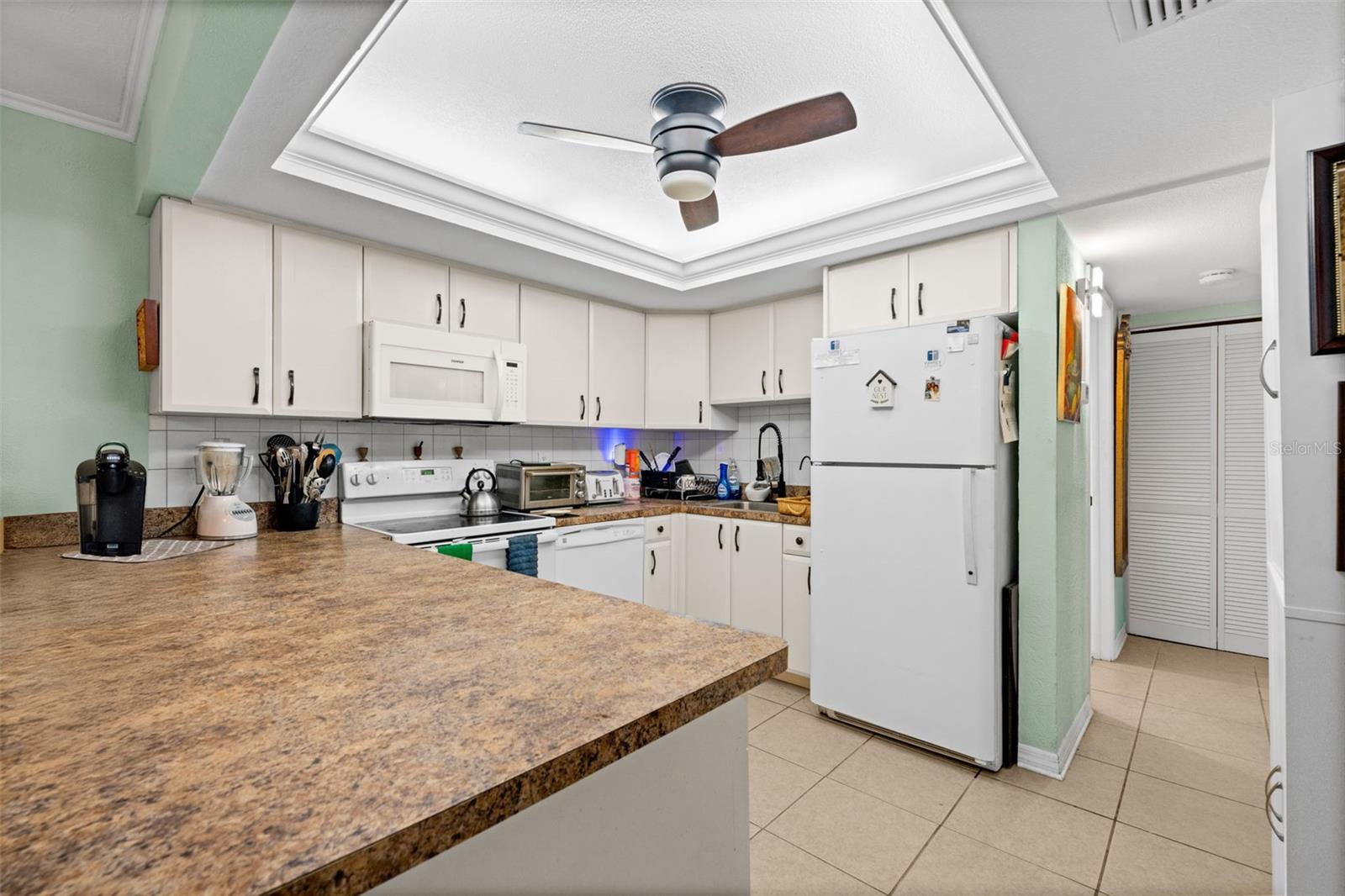 Image 12 of 39 For 21260 Brinson Avenue 106