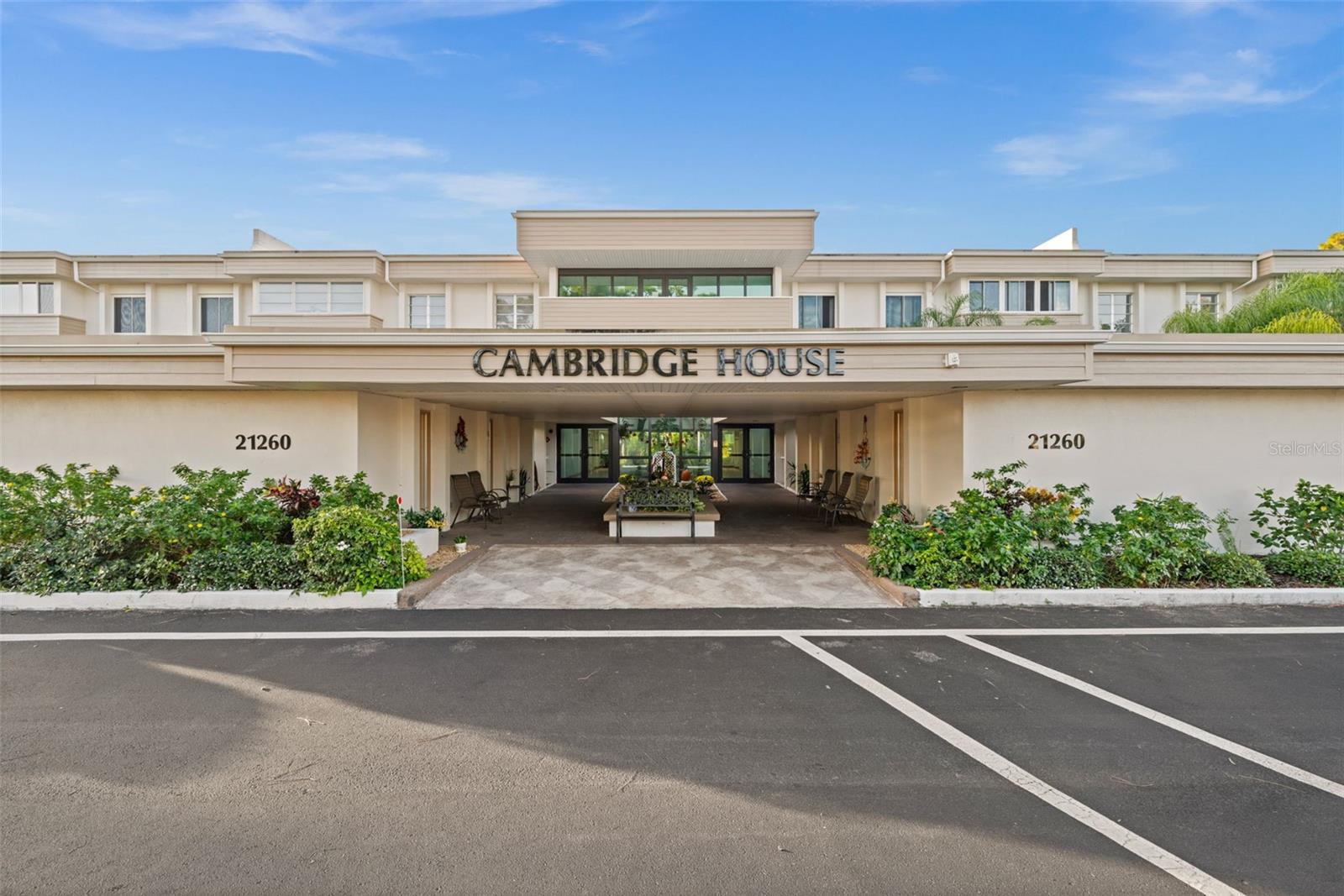 Image 2 of 39 For 21260 Brinson Avenue 106