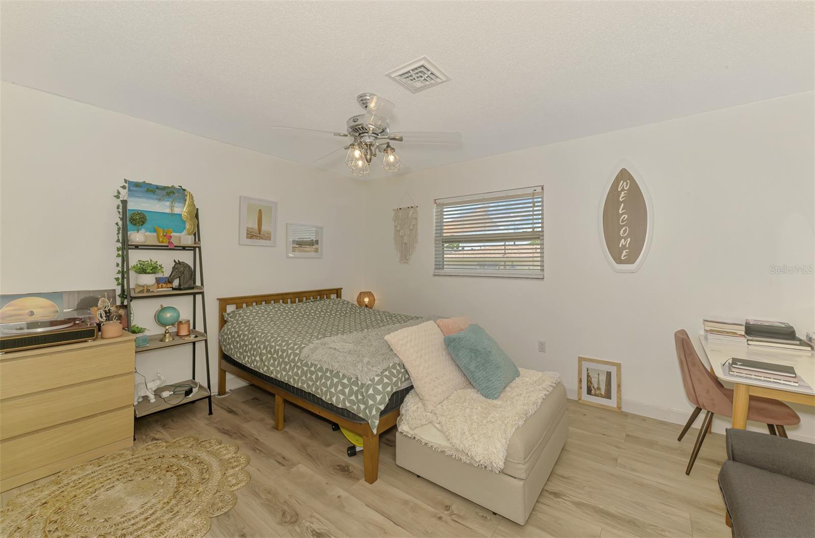 Image 11 of 35 For 4321 Shamrock Drive