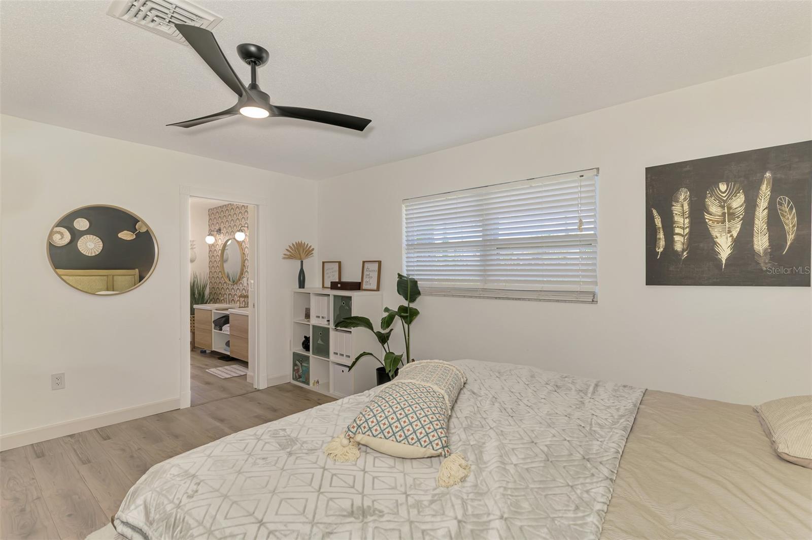 Image 26 of 35 For 4321 Shamrock Drive