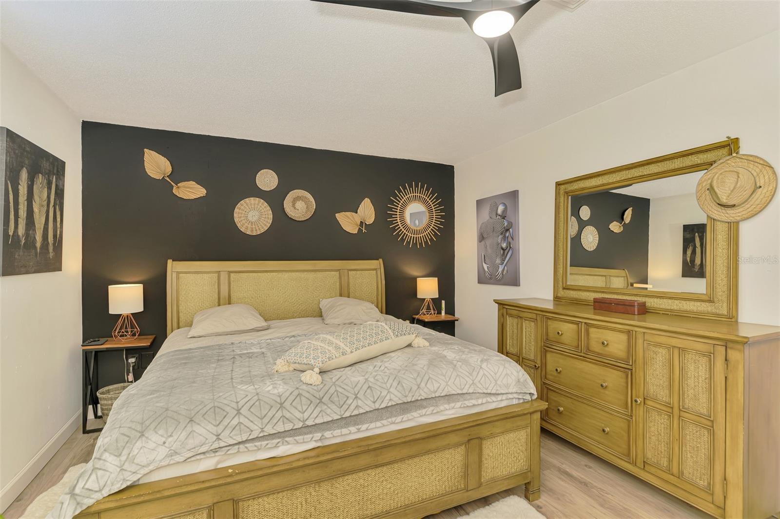 Image 7 of 35 For 4321 Shamrock Drive