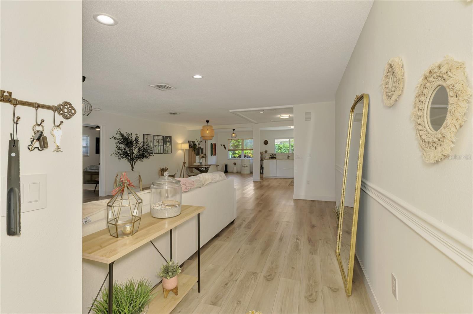 Image 8 of 35 For 4321 Shamrock Drive