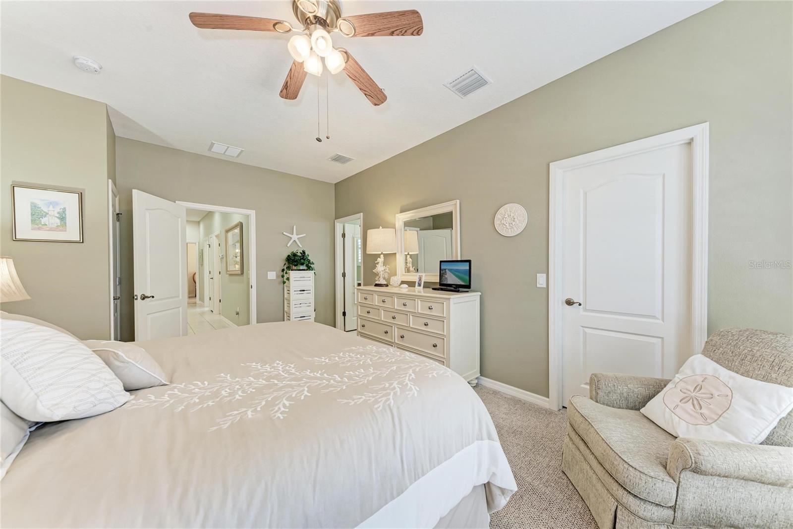 Image 19 of 64 For 4050 Overture Circle 467