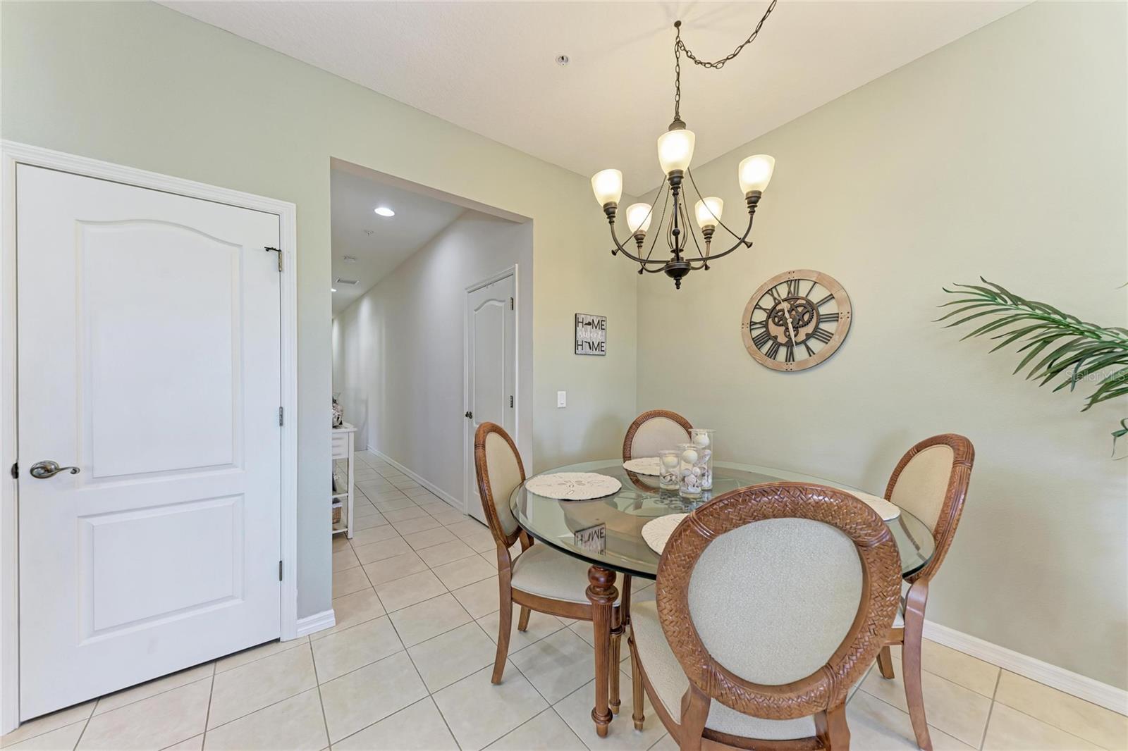 Image 29 of 64 For 4050 Overture Circle 467