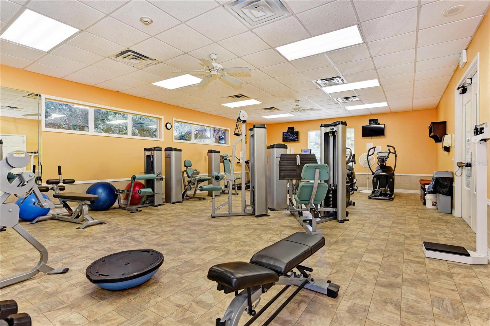 Image 53 of 64 For 4050 Overture Circle 467