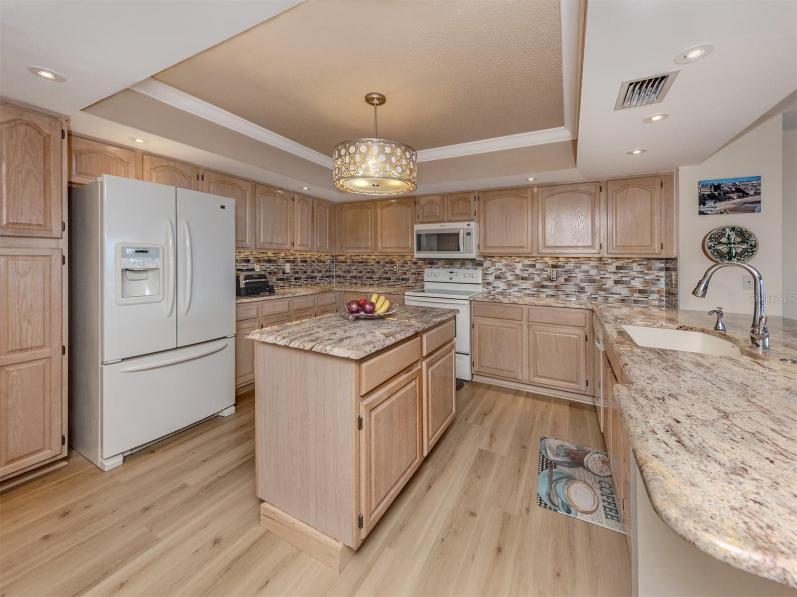 Image 26 of 59 For 1750 Jamaica Way 322