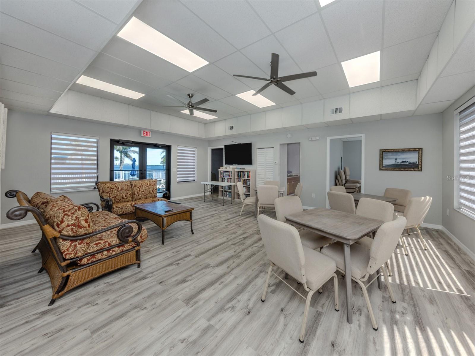 Image 42 of 59 For 1750 Jamaica Way 322