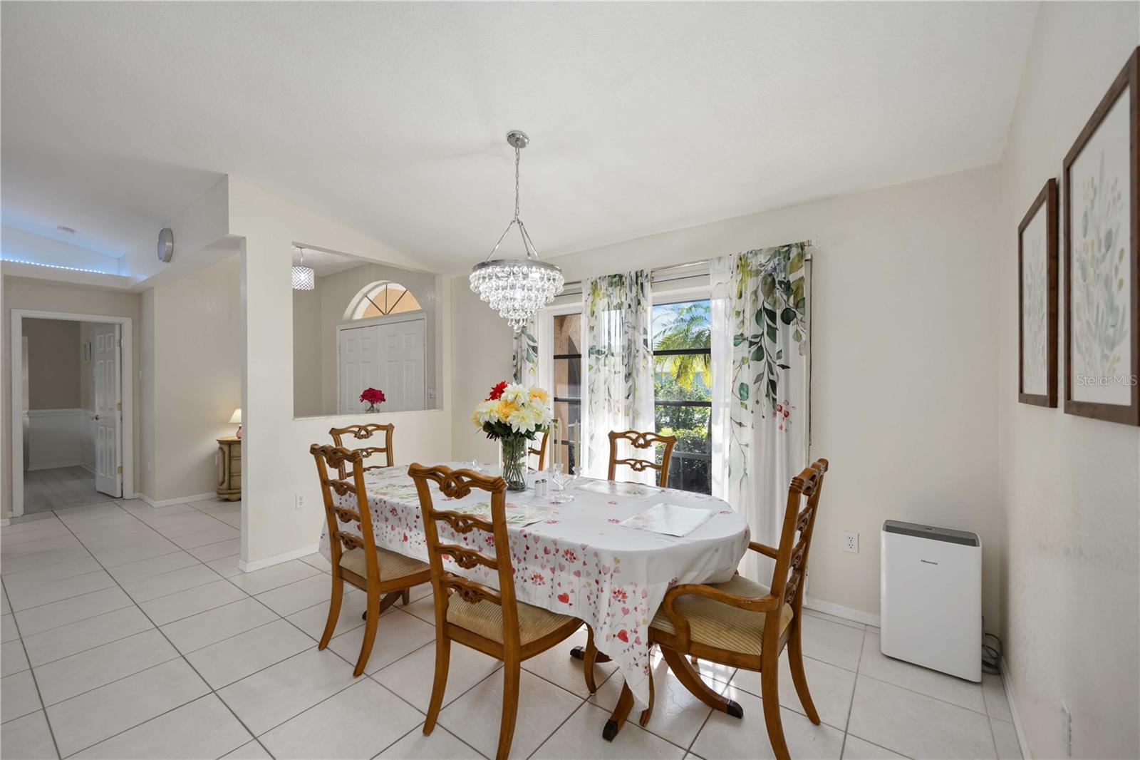 Image 13 of 56 For 23454 Rocket Avenue