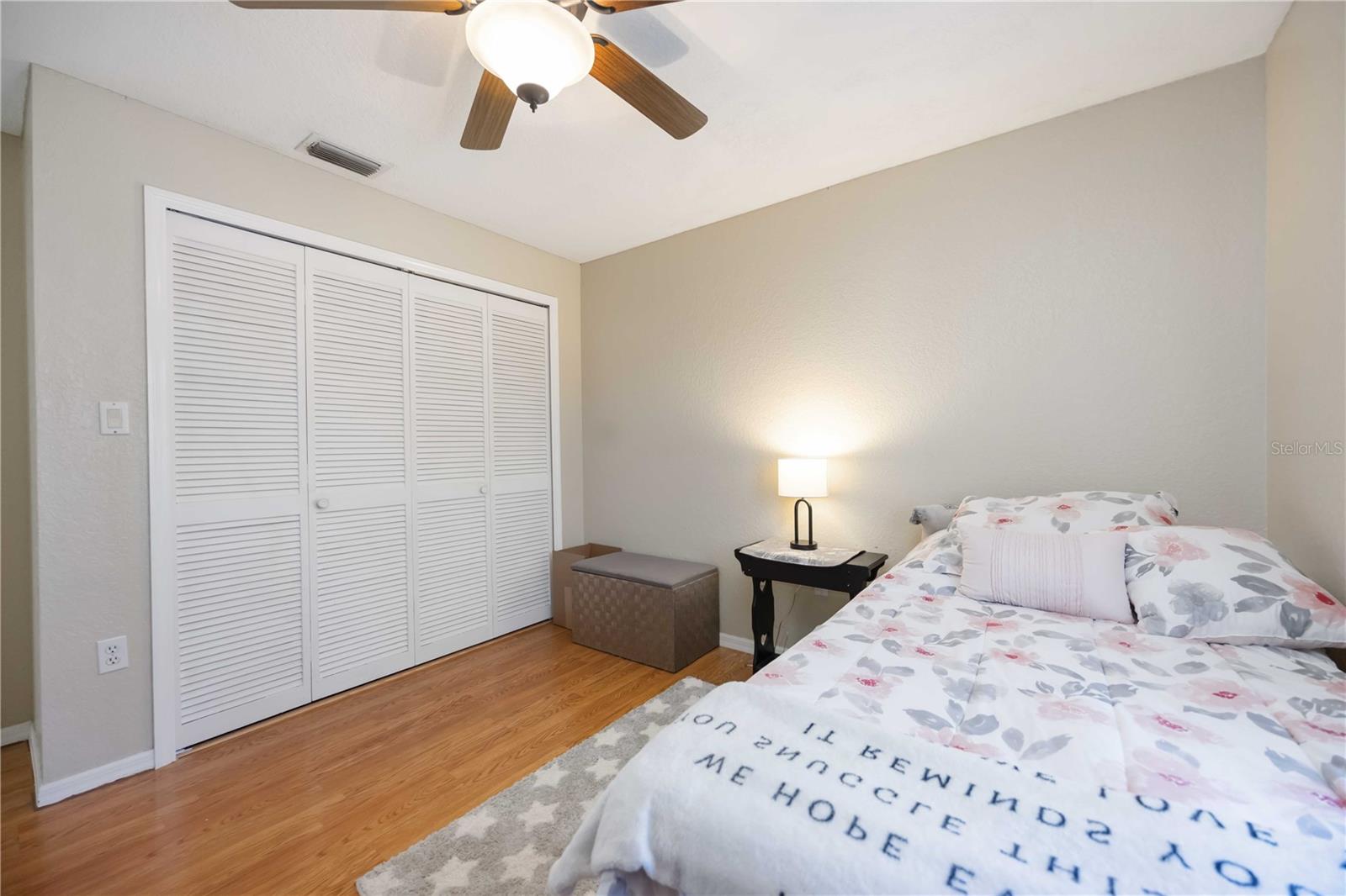 Image 36 of 56 For 23454 Rocket Avenue