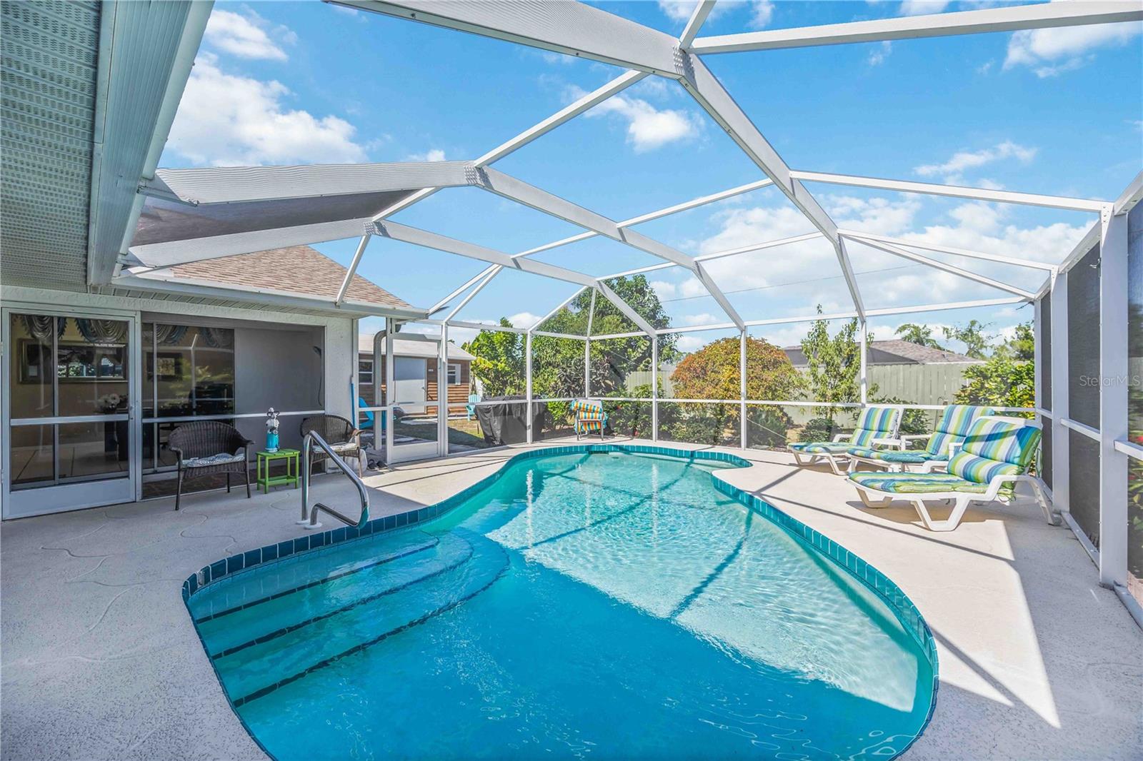 Image 44 of 56 For 23454 Rocket Avenue