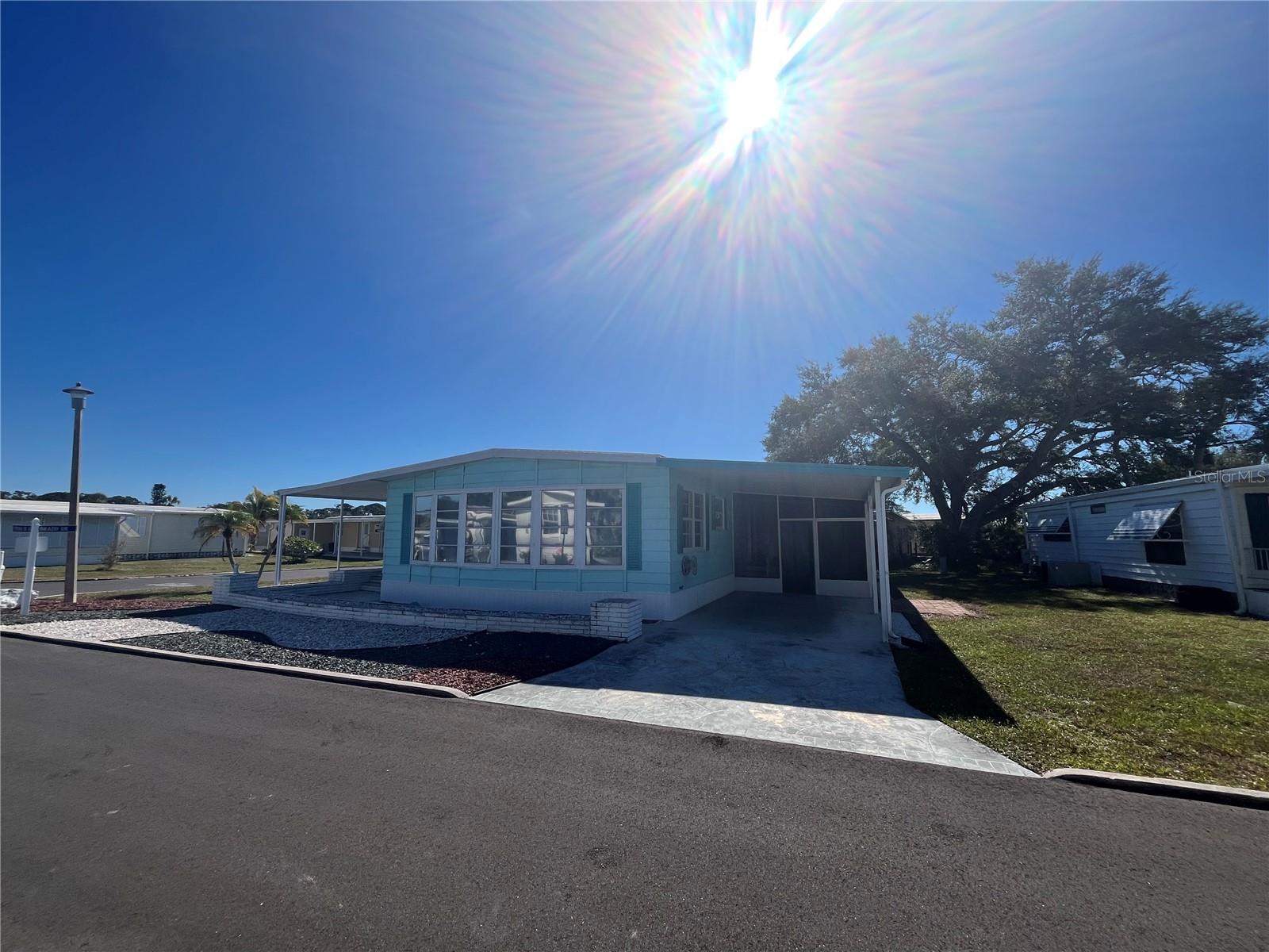 Details for 518 Cervina Drive N, VENICE, FL 34285